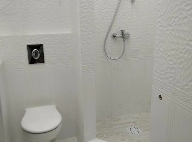 Korfu Next To The Beach And Sea